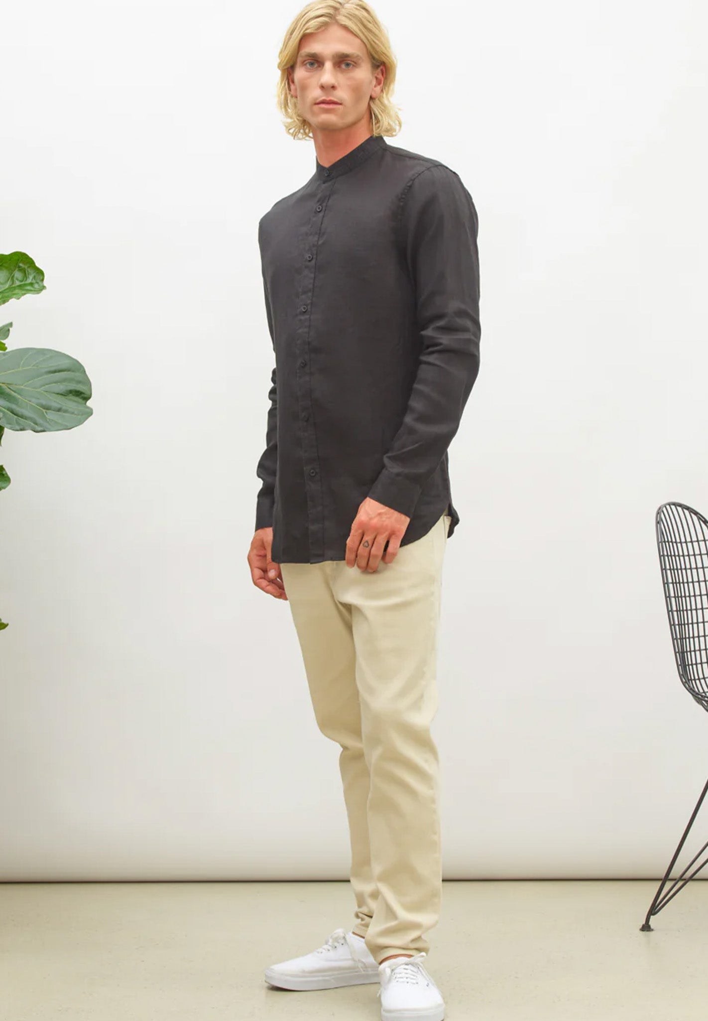 NOWADAYS - Linen Shirt - Beauty Black - BACKYARD