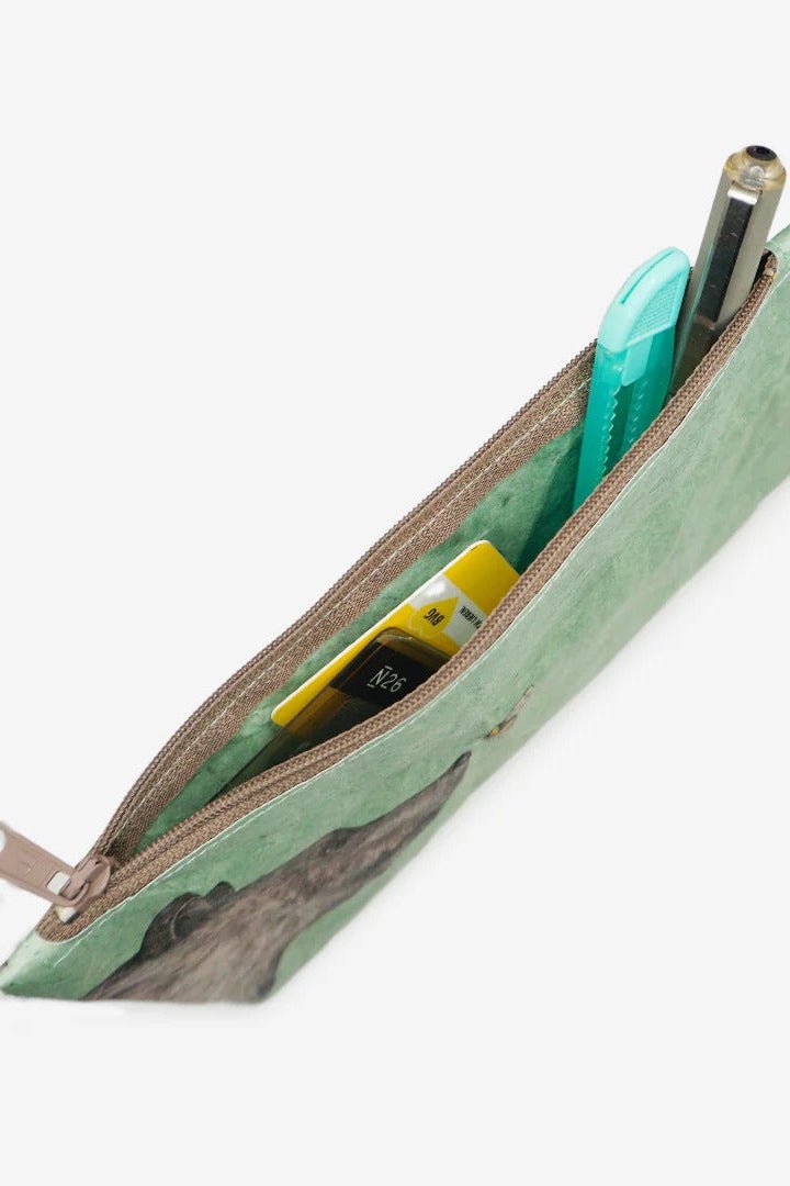 PAPRCUTS - Die Begegnung Federtasche - Die Begegnung - BACKYARD