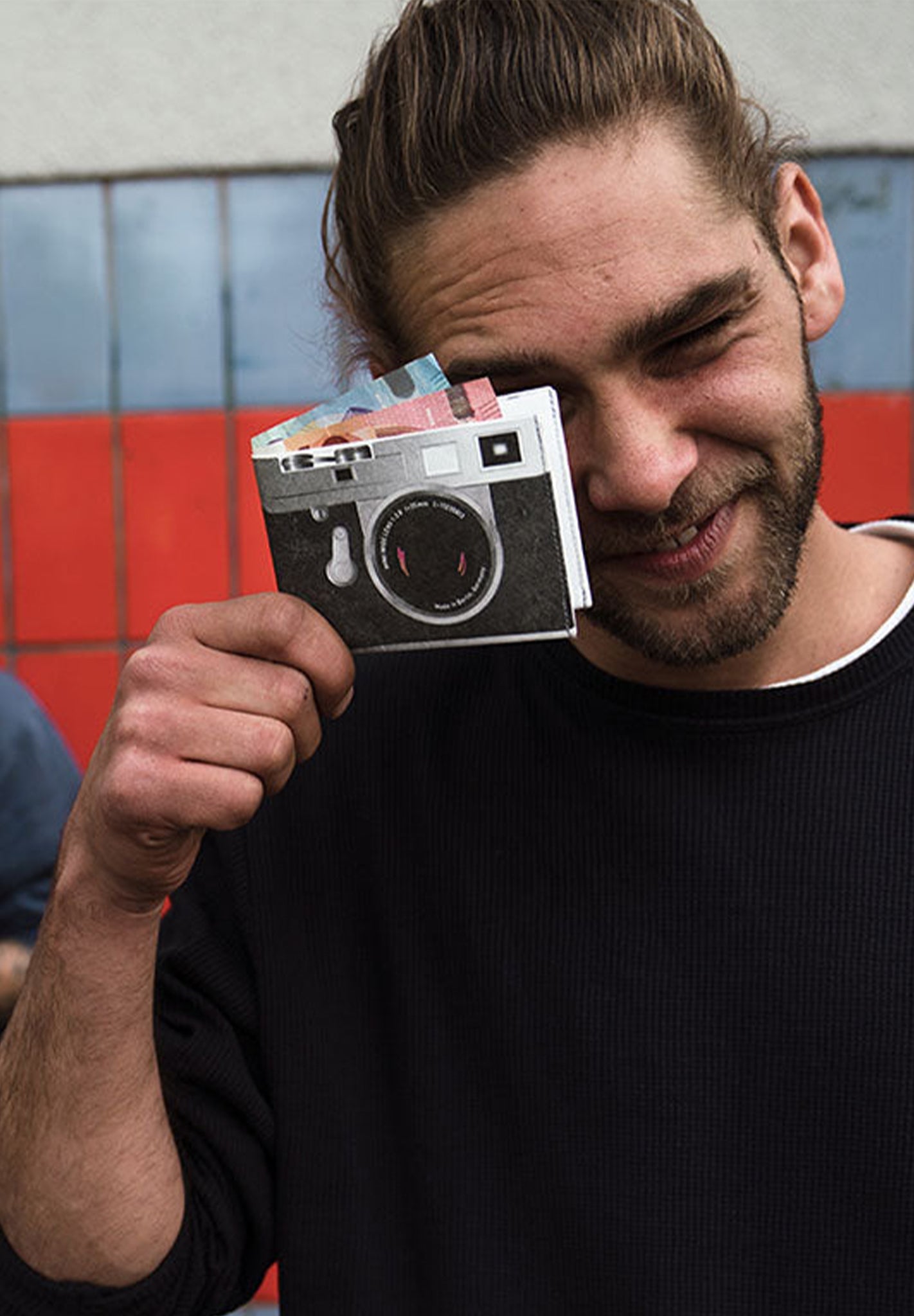 PAPRCUTS - RFID Portemonnaie - Kamera - BACKYARD