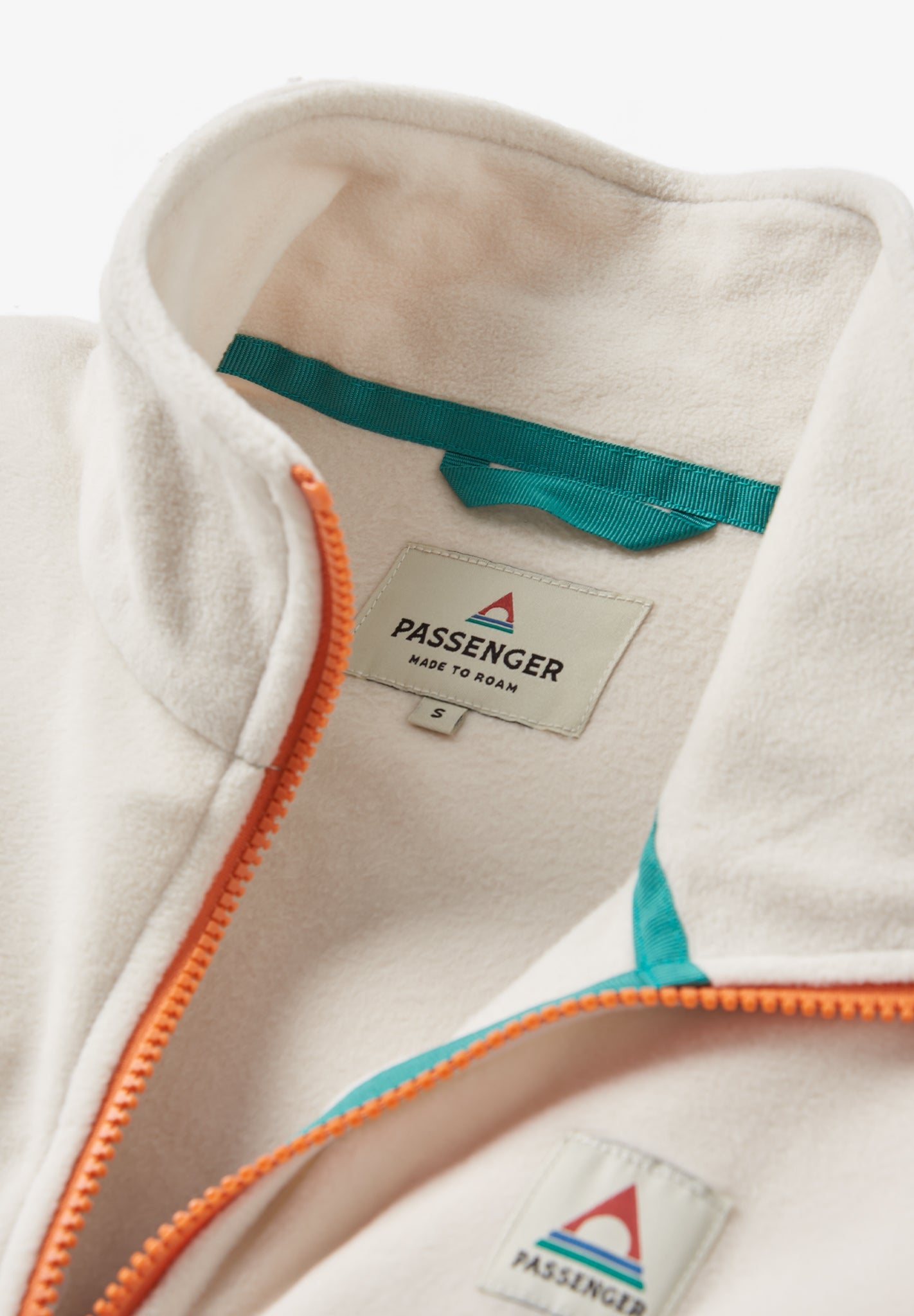 PASSENGER - Ayla Recycled Micro Polartec® Fleece - Vintage White - BACKYARD