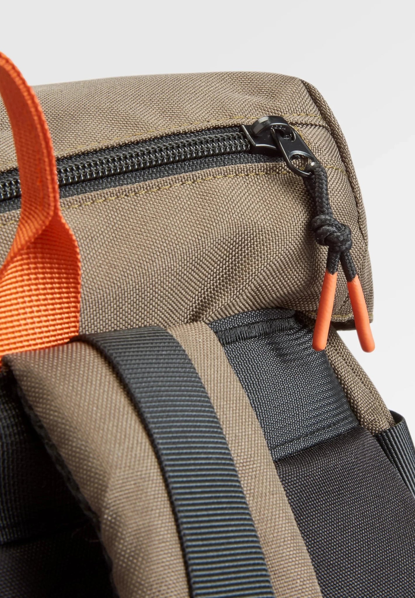 PASSENGER - Boondocker Recycled 32L Backpack - True Black Khaki - BACKYARD