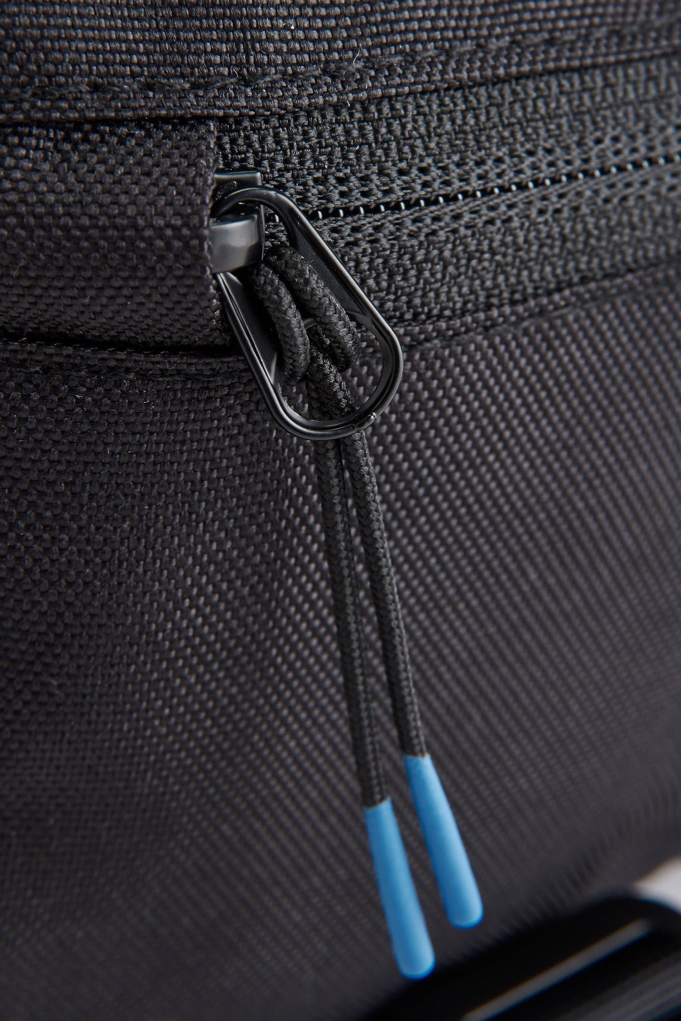 PASSENGER - Boondocker Recycled Hip Pack 2.0 - Black - BACKYARD