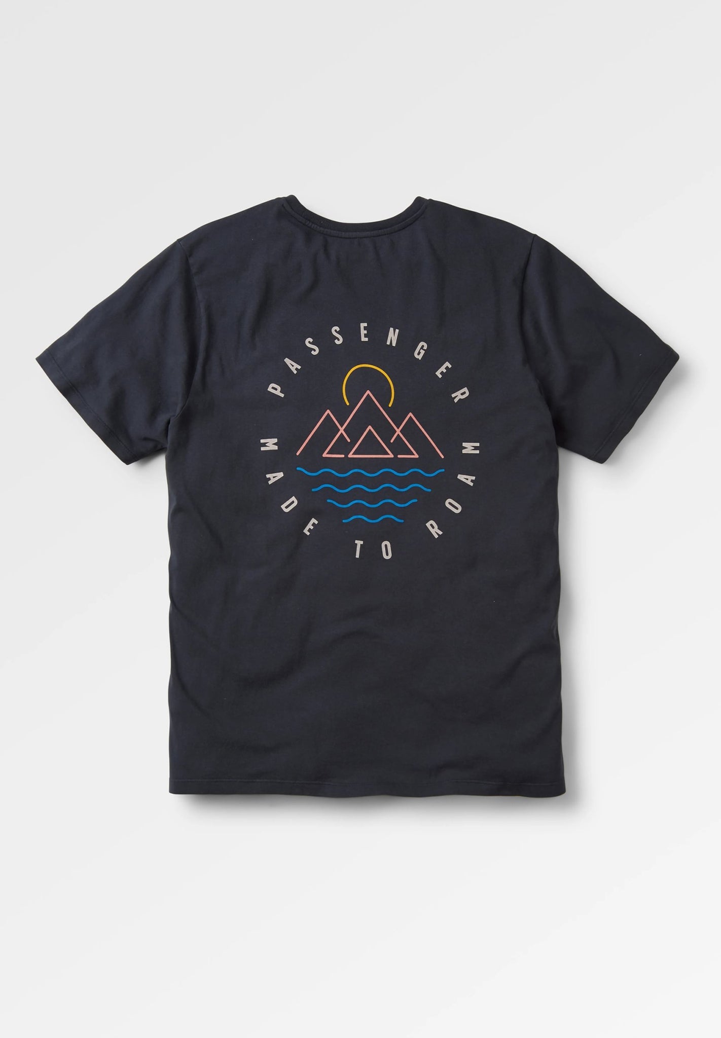 PASSENGER - Escapism Recycled Cotton T-Shirt - Black - BACKYARD