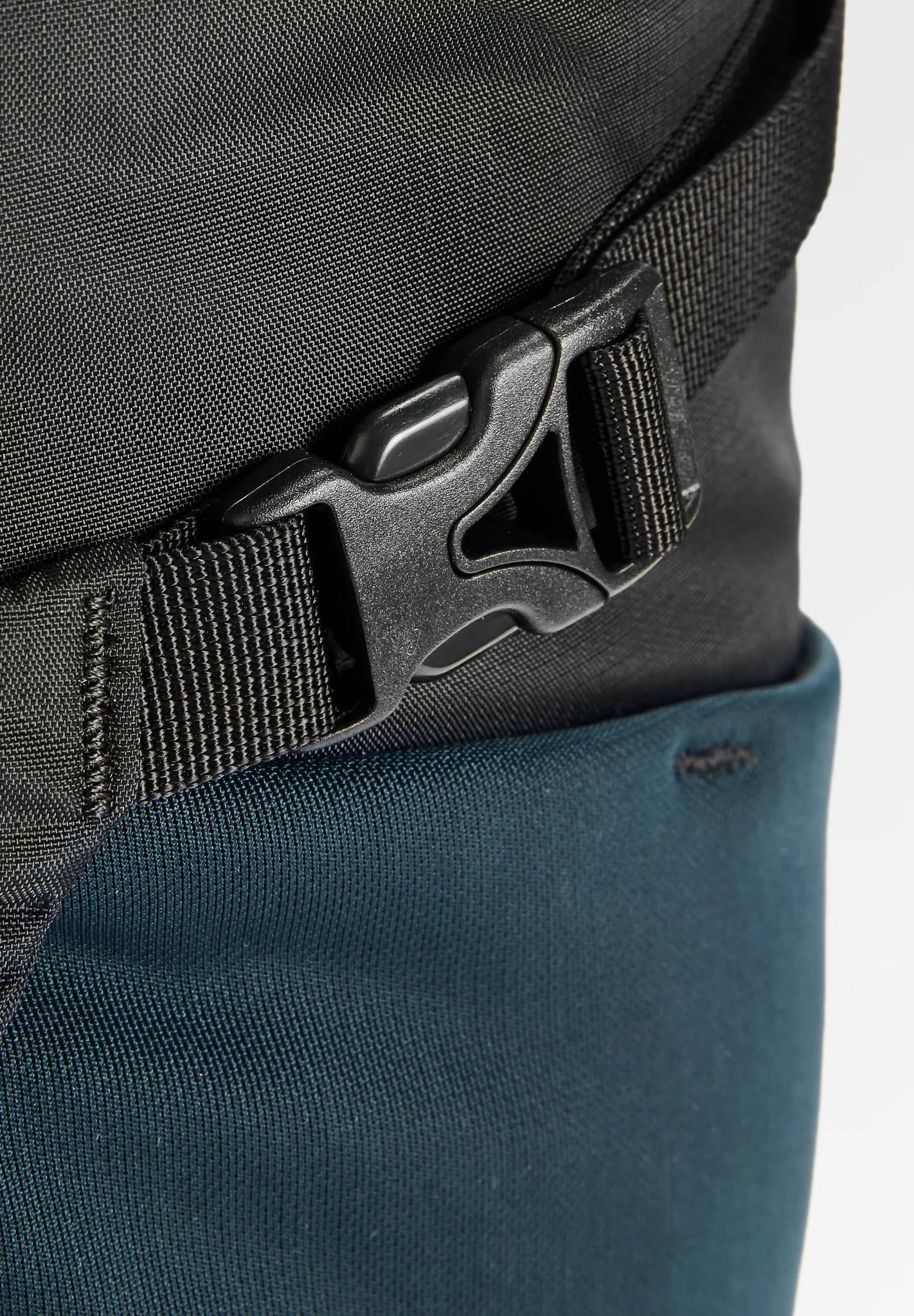 PASSENGER - Trailscape Recycled 30L Backpack - Black - BACKYARD