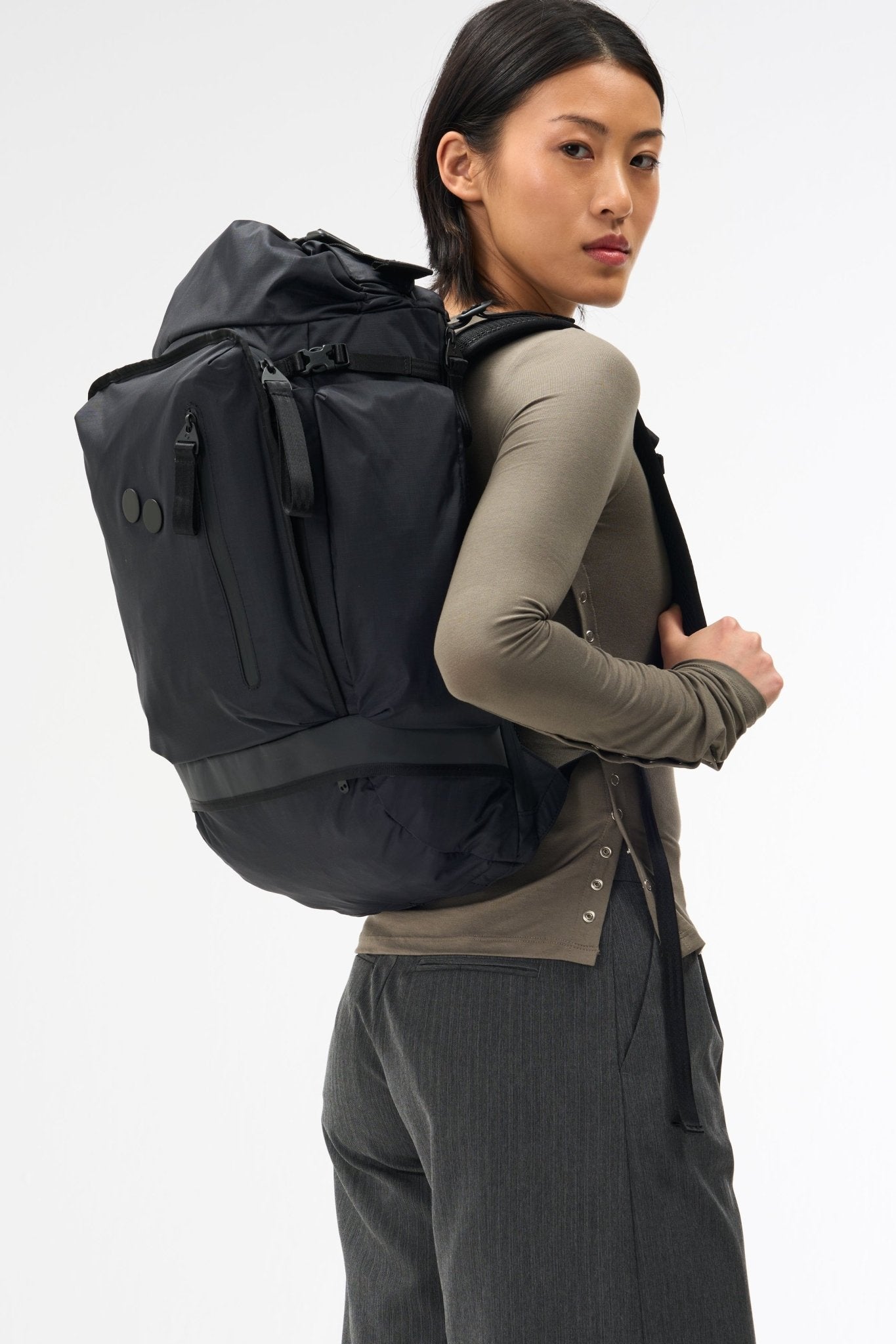 PINQPONQ-Blok Active-Pure Black-BACKYARD