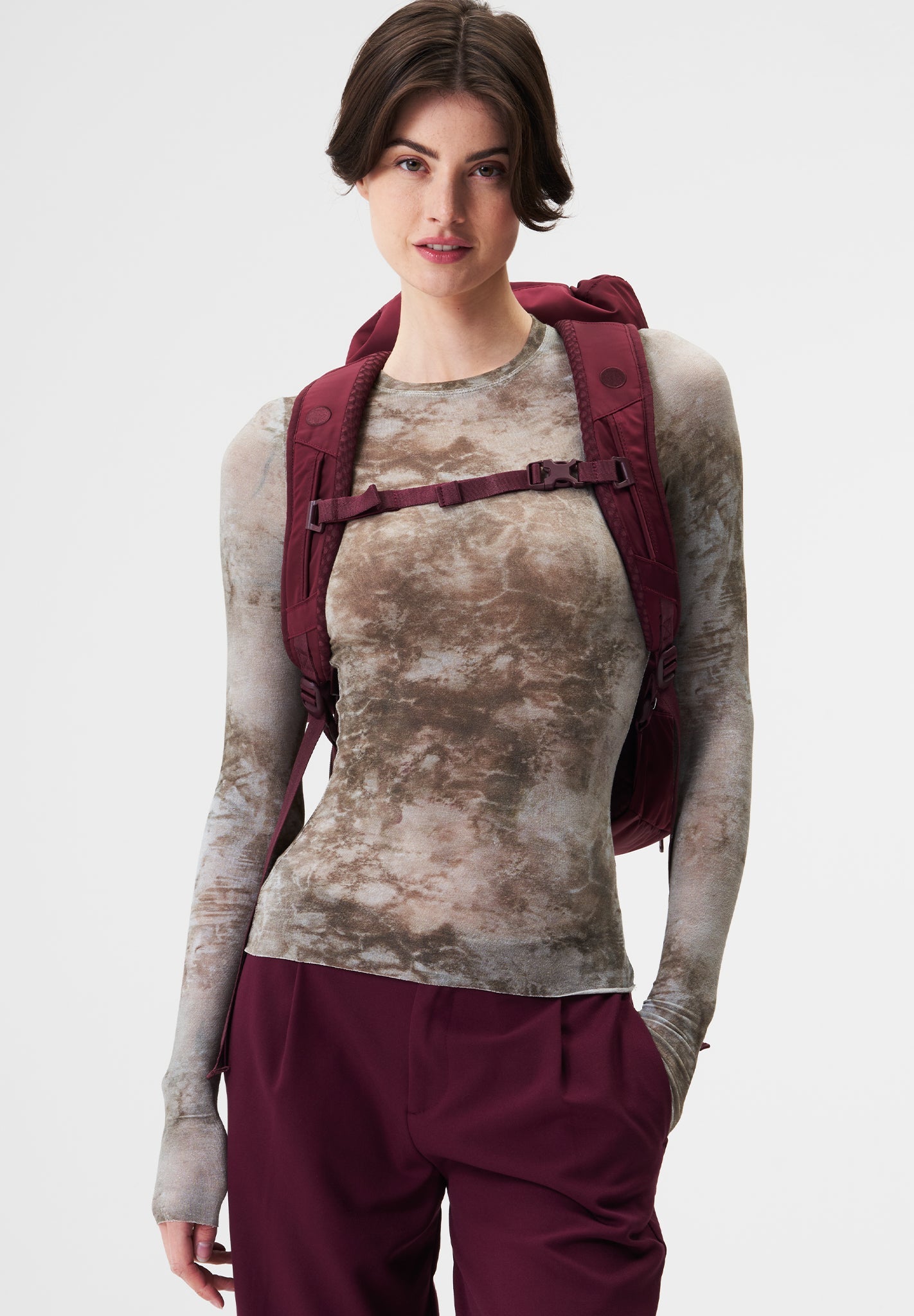 PINQPONQ - Blok Medium - Changeant Glazed Red - BACKYARD