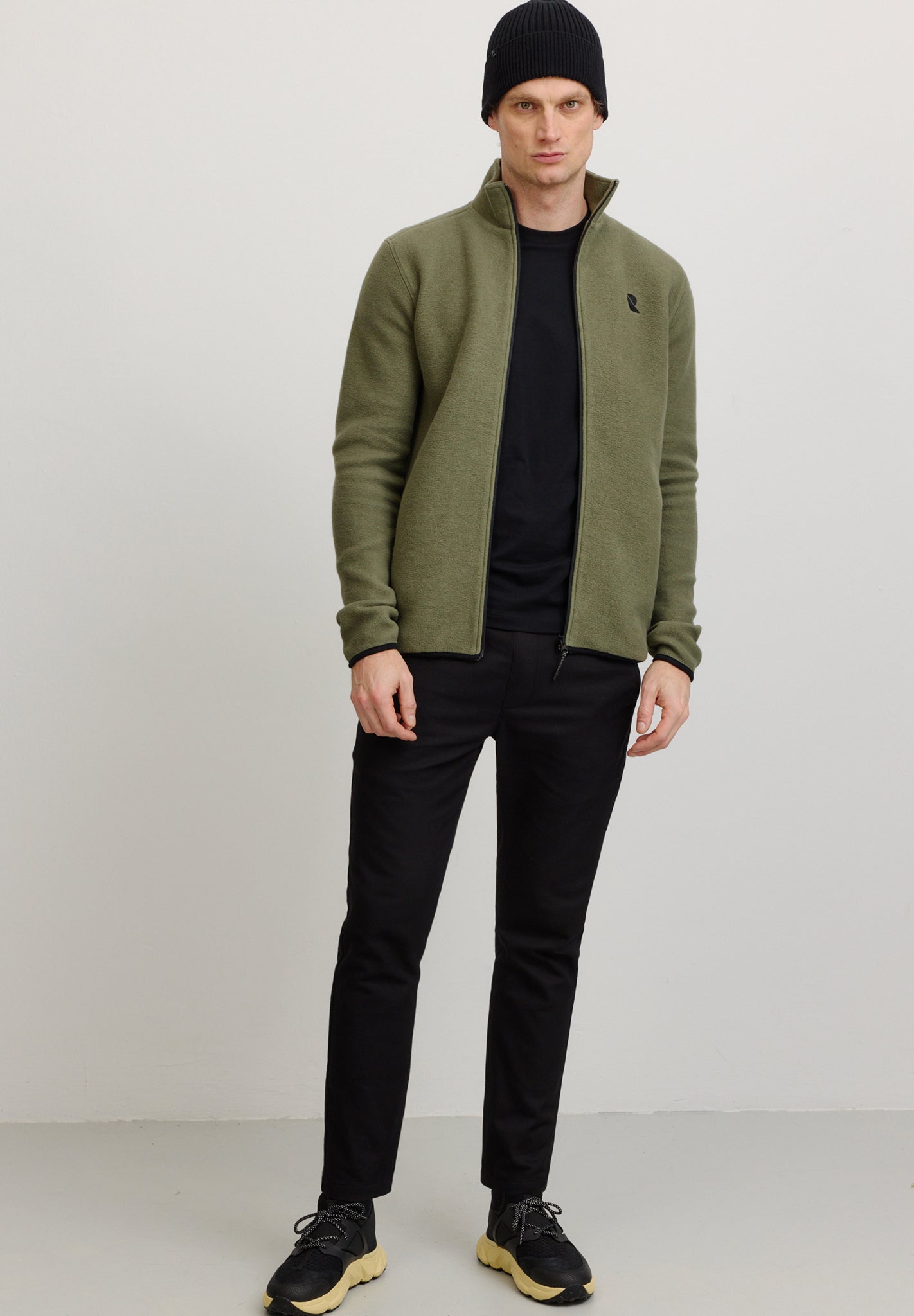 RECOLUTION - Buxus - Dark Khaki - BACKYARD