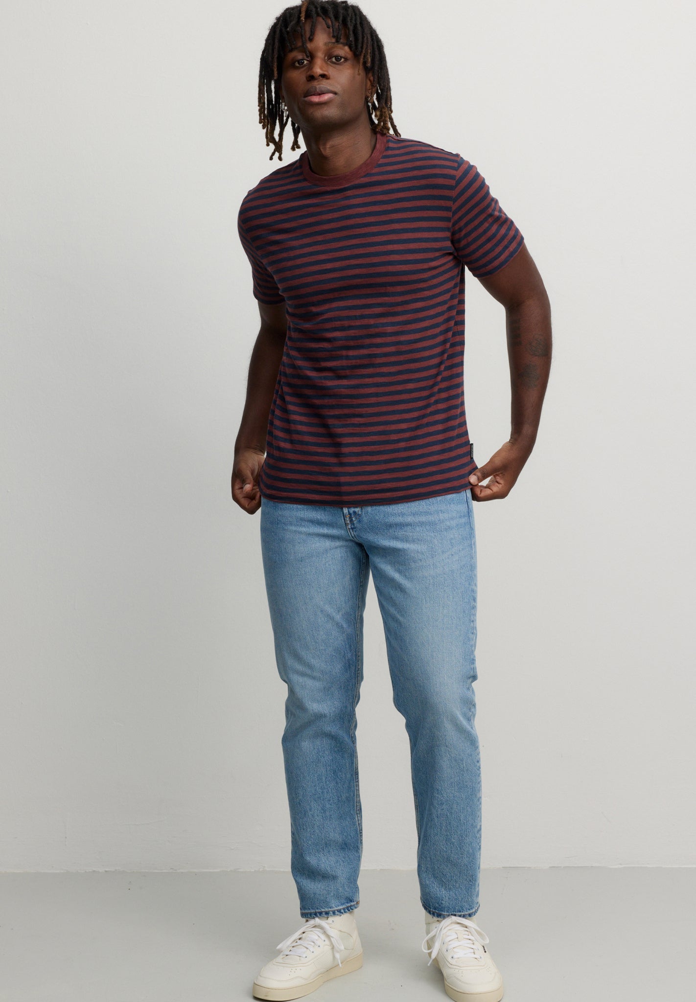 RECOLUTION - Delonix Stripes - Dark Plum - BACKYARD