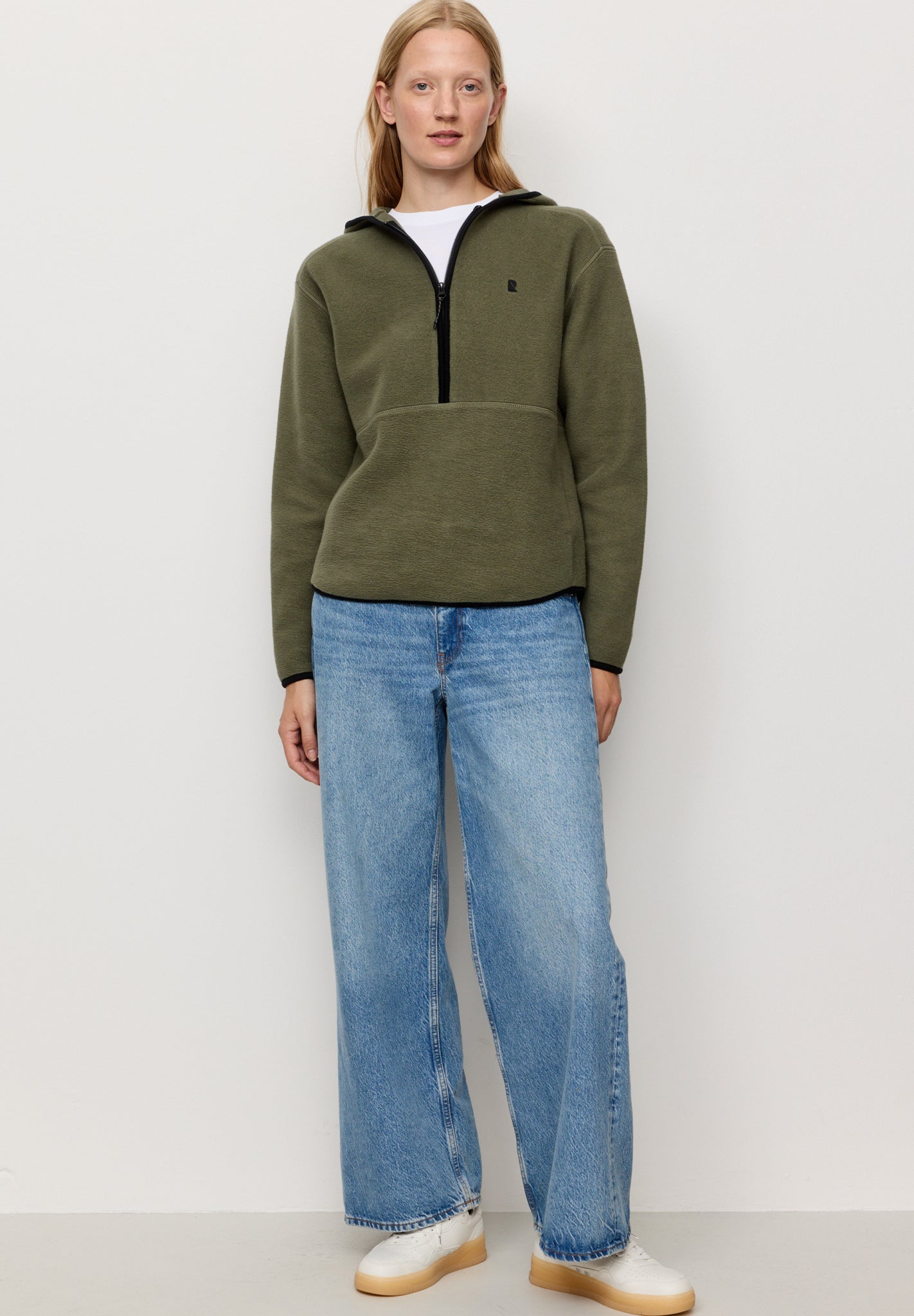 RECOLUTION - Forsthia - Dark Khaki - BACKYARD