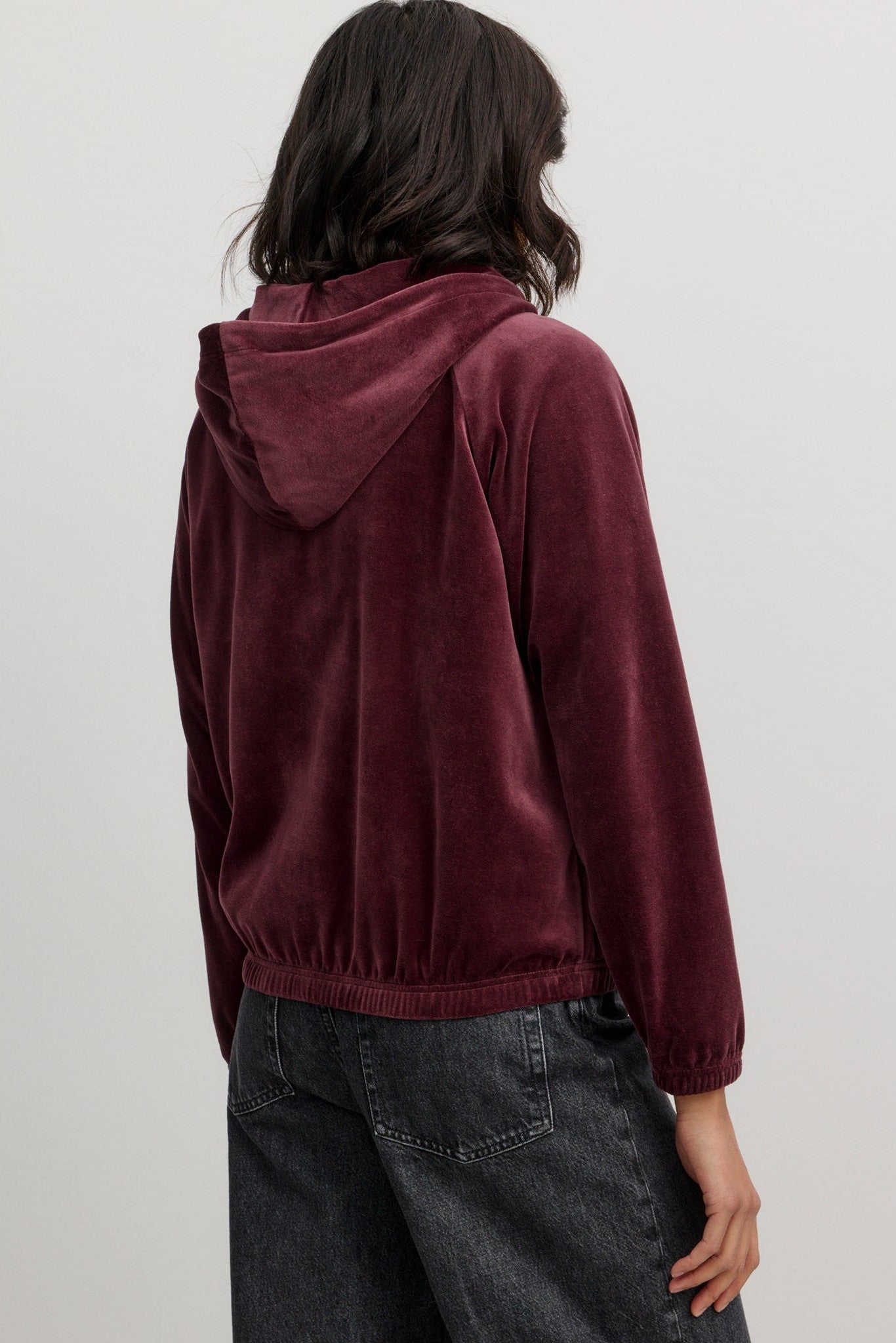 RECOLUTION - Heliconia - Dark Plum - BACKYARD