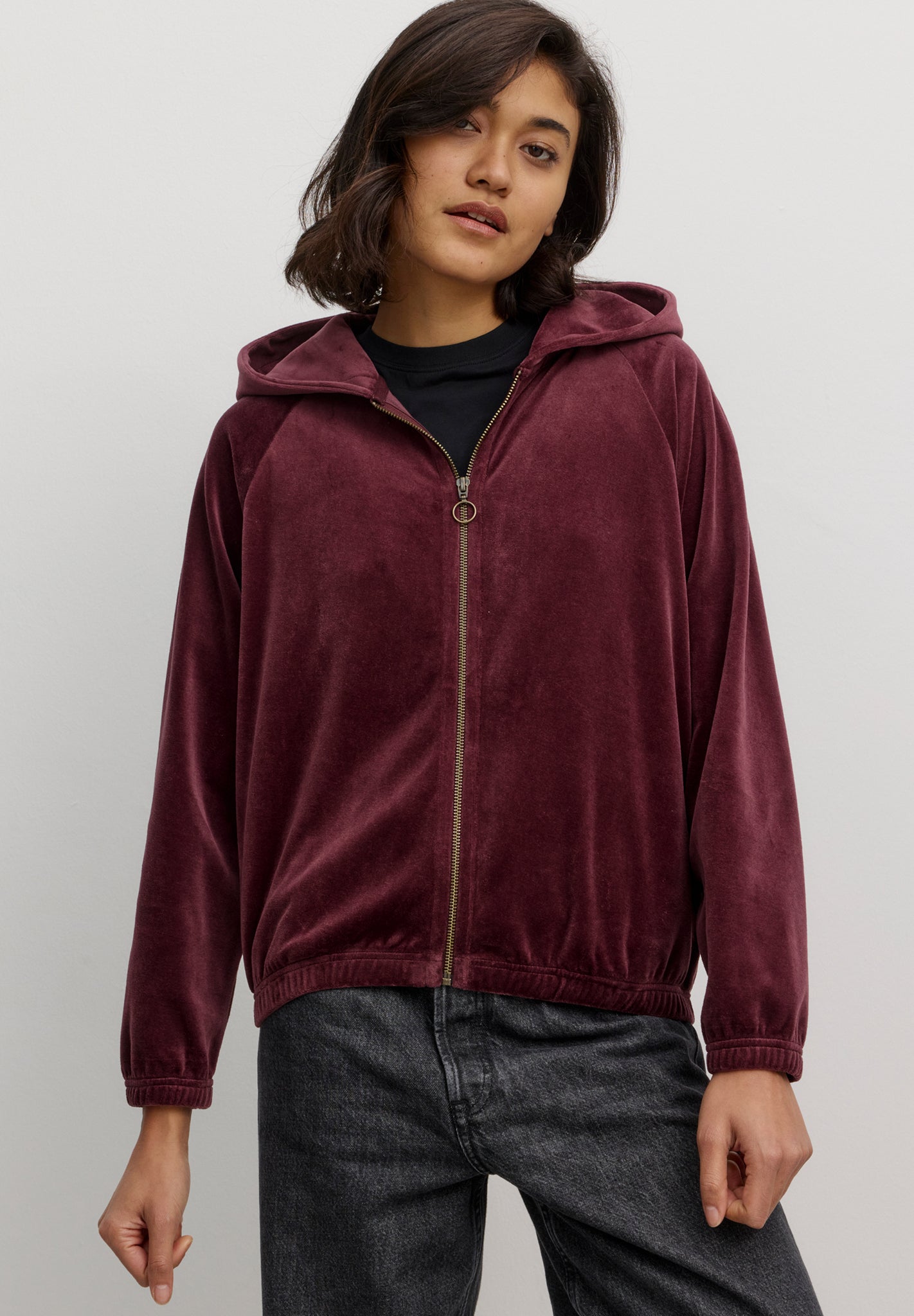 RECOLUTION - Heliconia - Dark Plum - BACKYARD