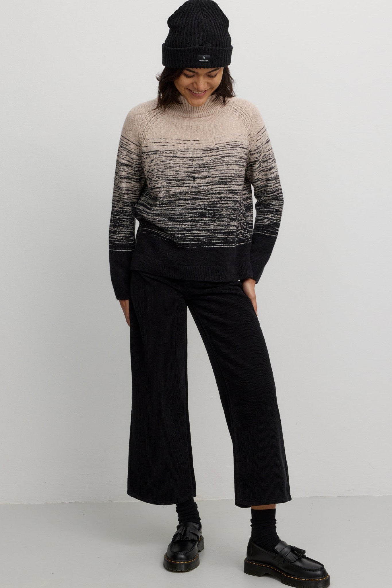 RECOLUTION - Macadamia - Sand Melange - BACKYARD