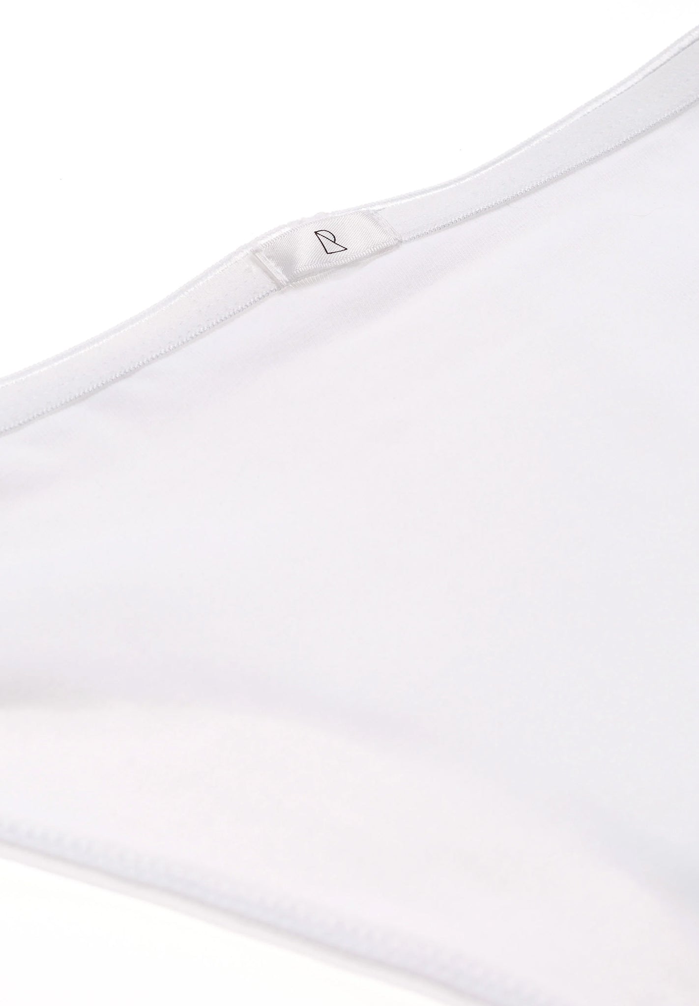 RECOLUTION - Mace - White - BACKYARD