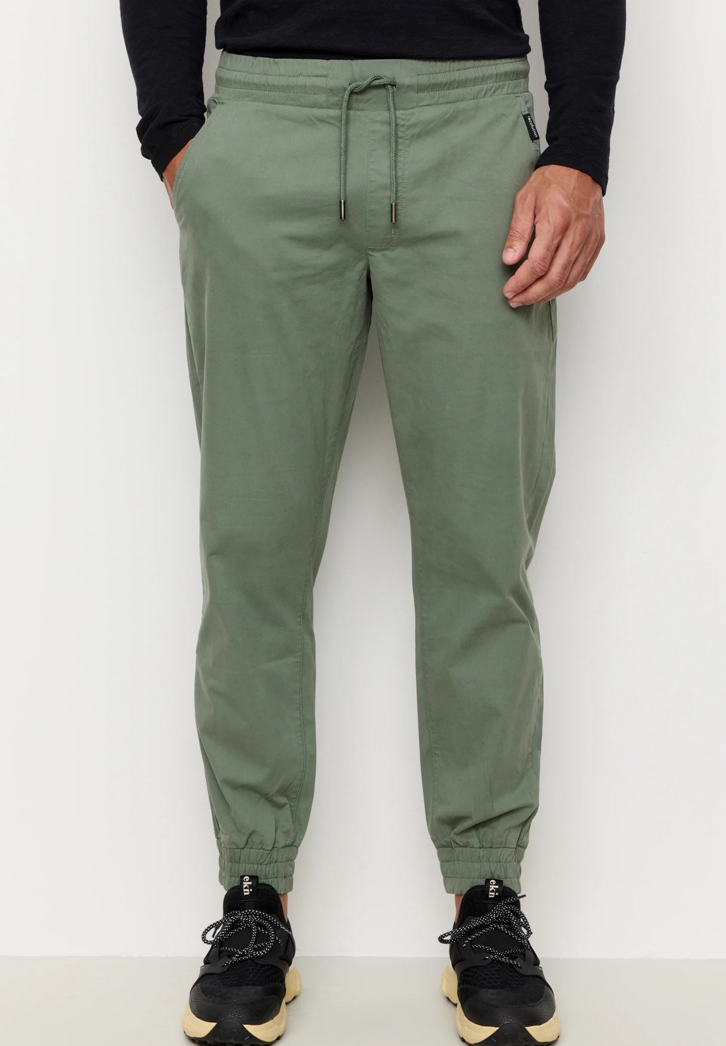 RECOLUTION - Musa - Khaki - BACKYARD