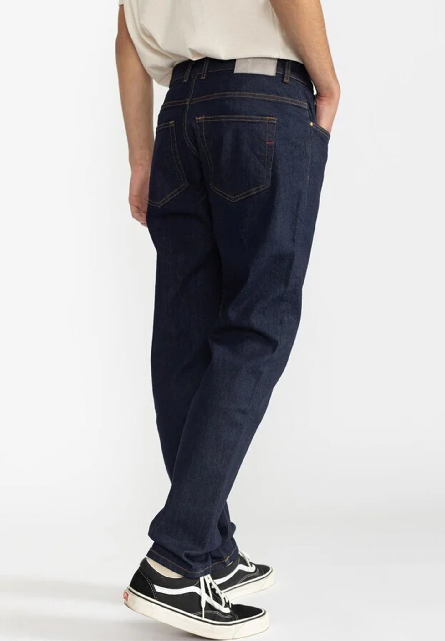 REVOLUTION - 5201 Loose Fit Jeans - Blue - BACKYARD