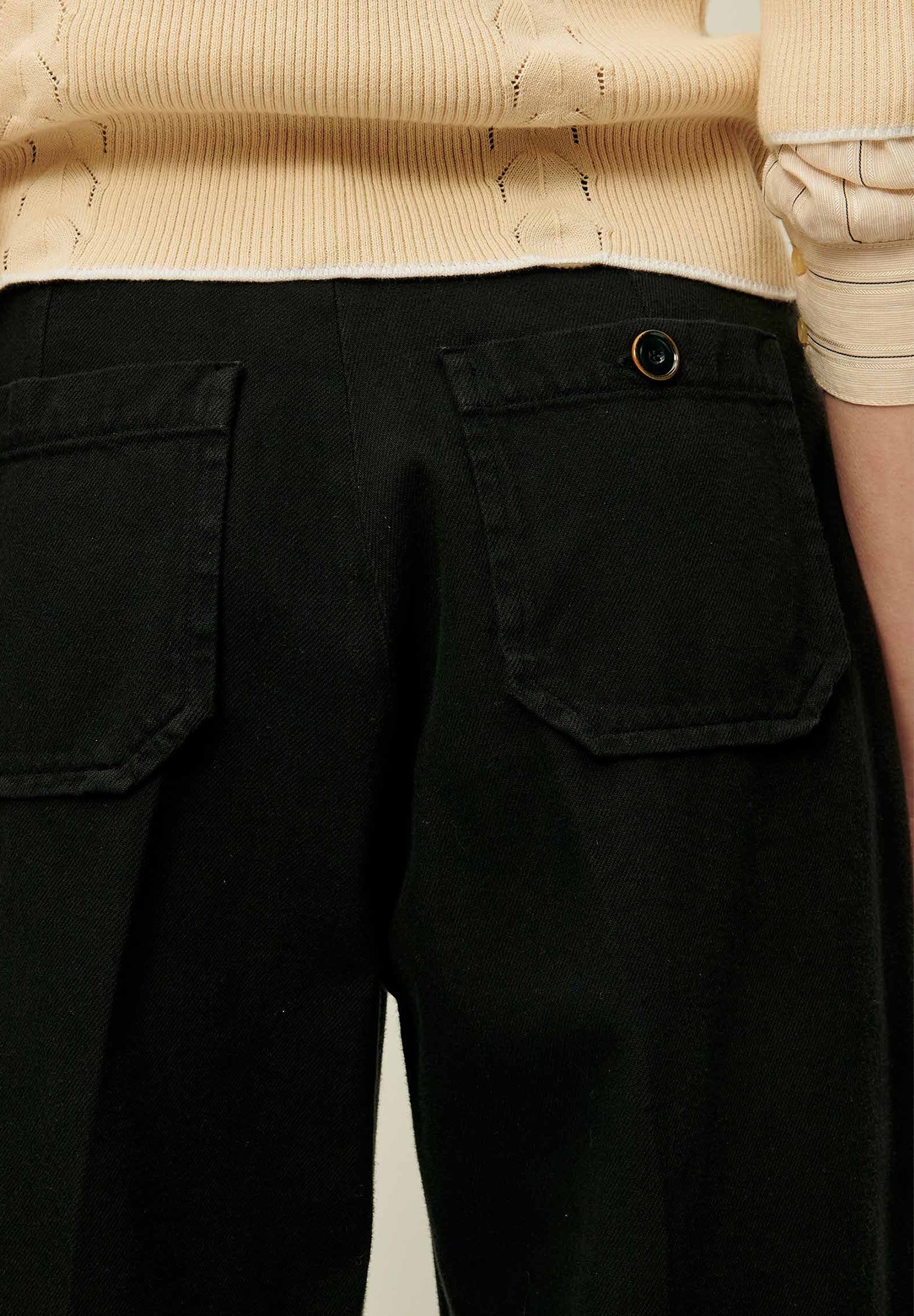 SESSUN - Aldricks - Black - BACKYARD