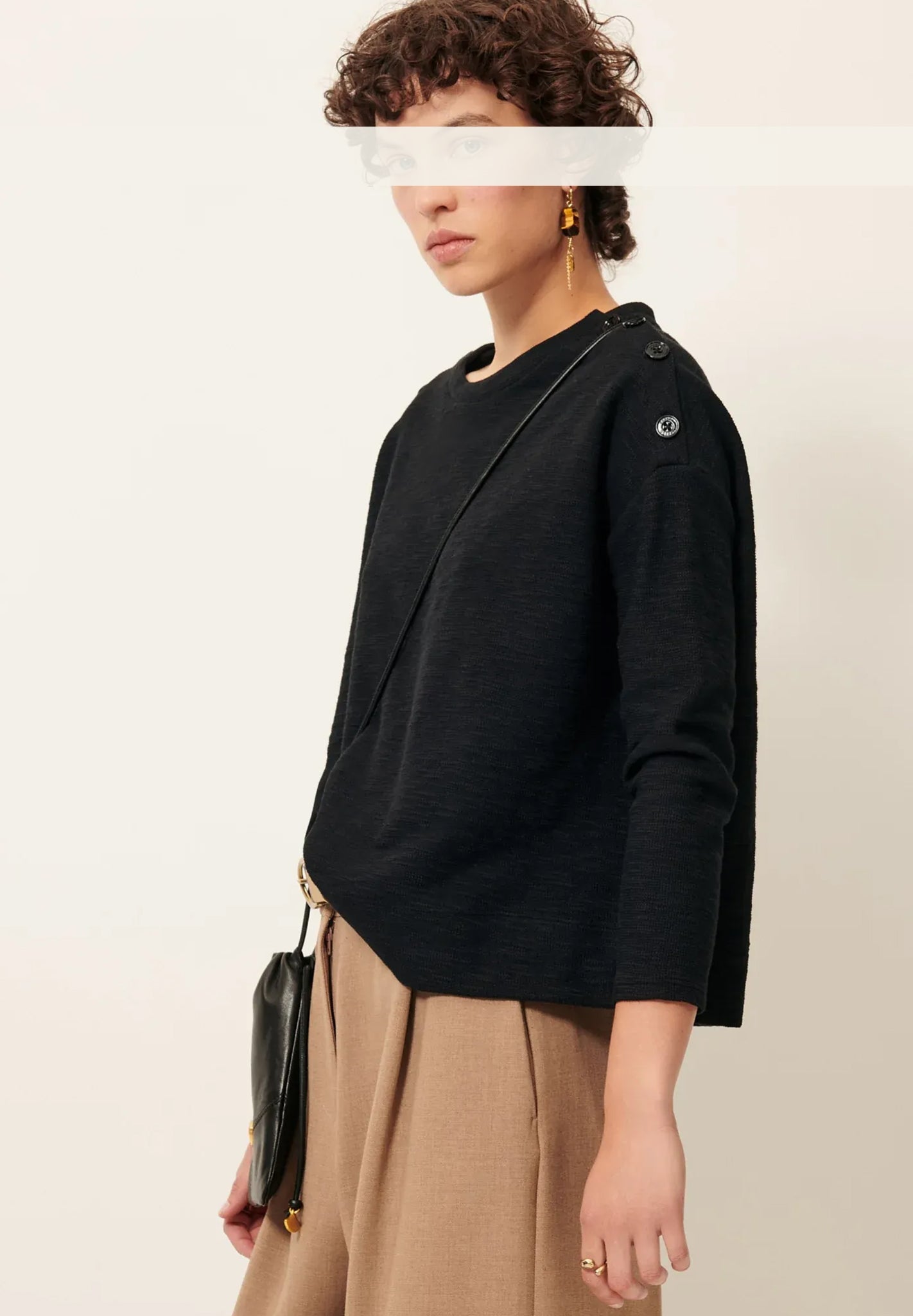 SESSUN - Austin - Black - BACKYARD