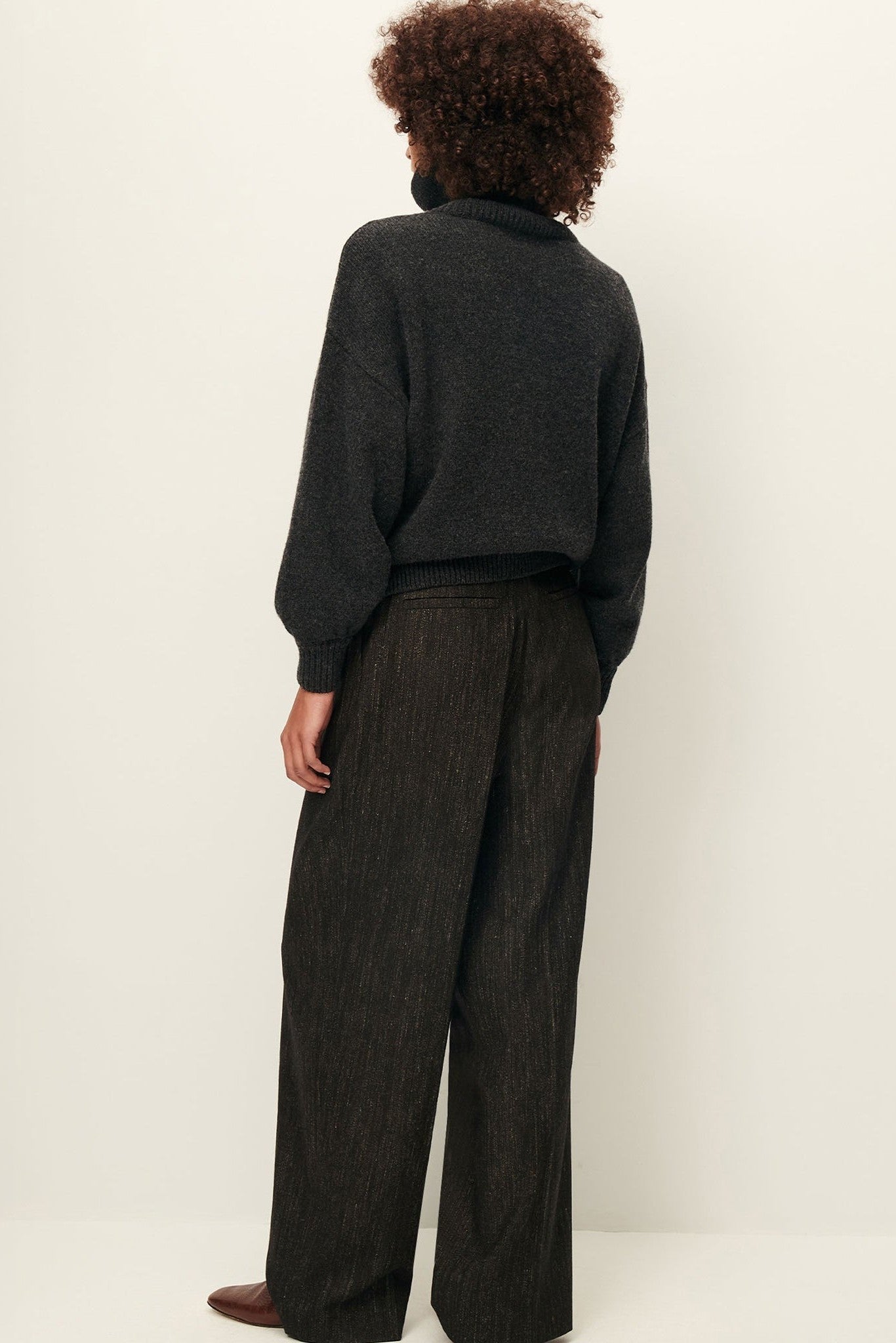 SESSUN - Emile - Moonrock - BACKYARD