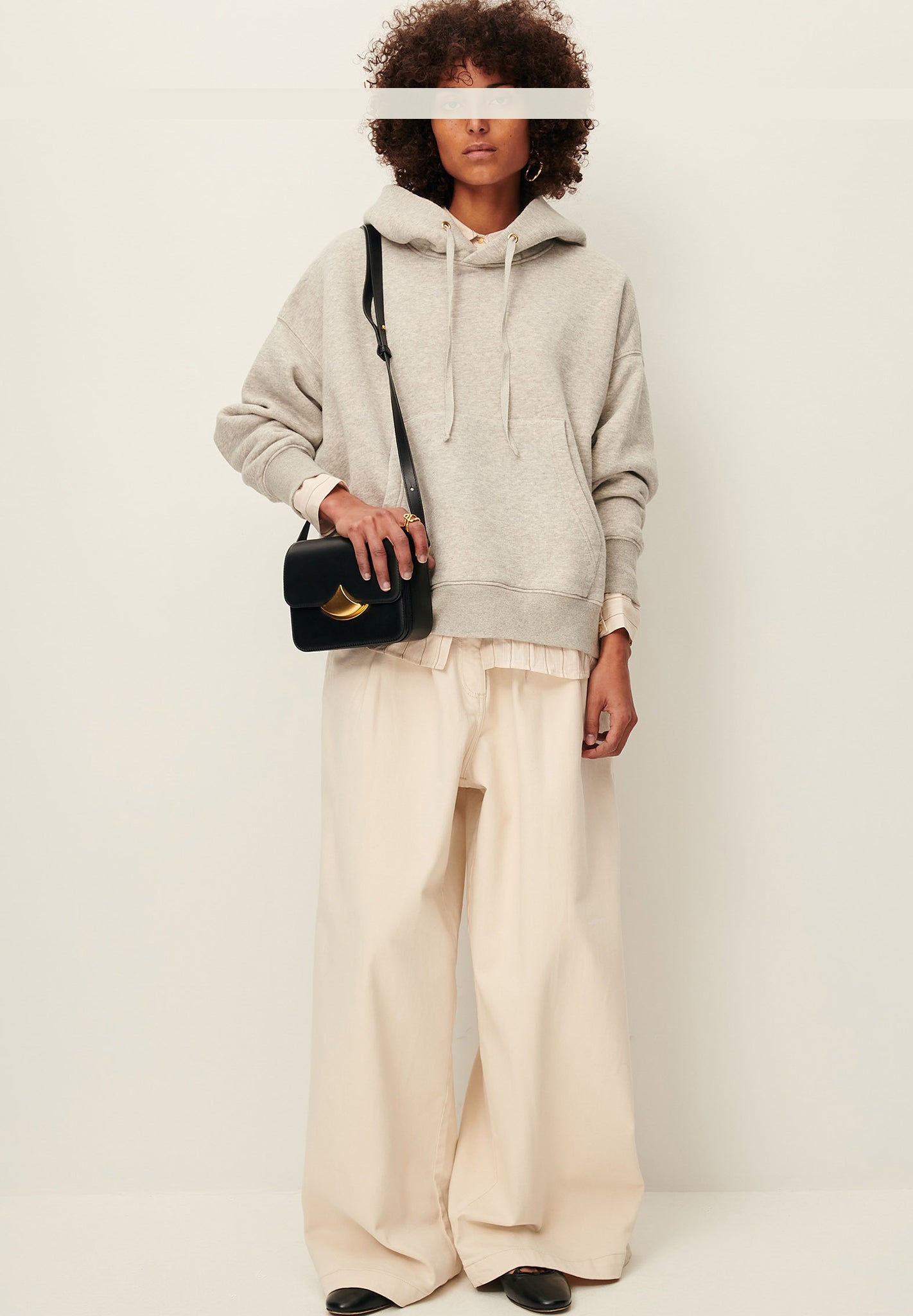 SESSUN - Hoodie - Milkygrès - BACKYARD