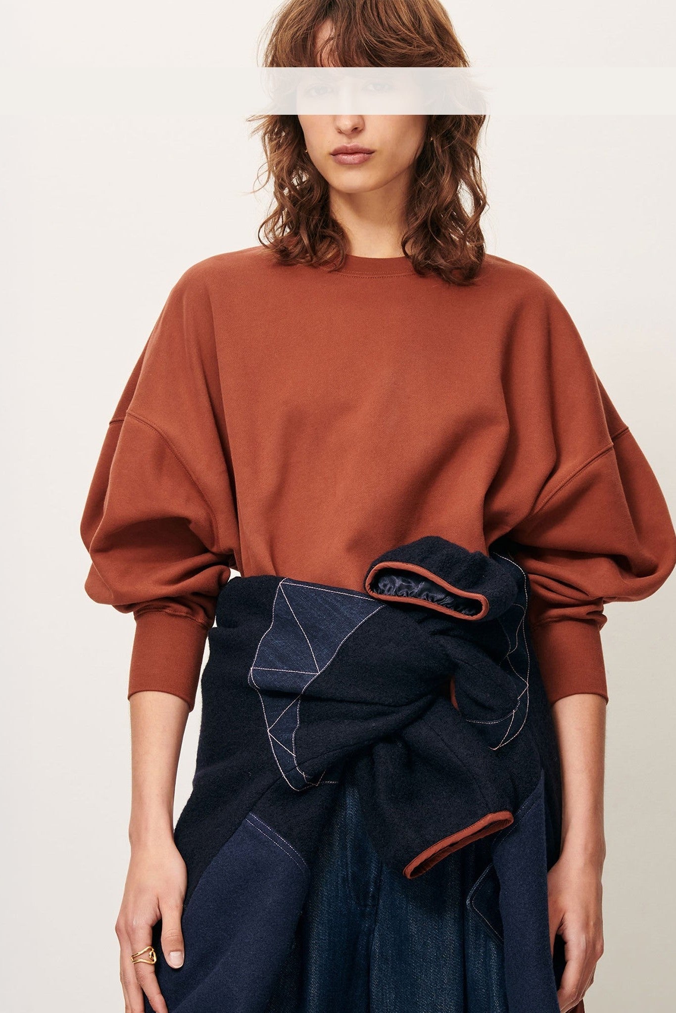 SESSUN - Isi - Vienna - BACKYARD