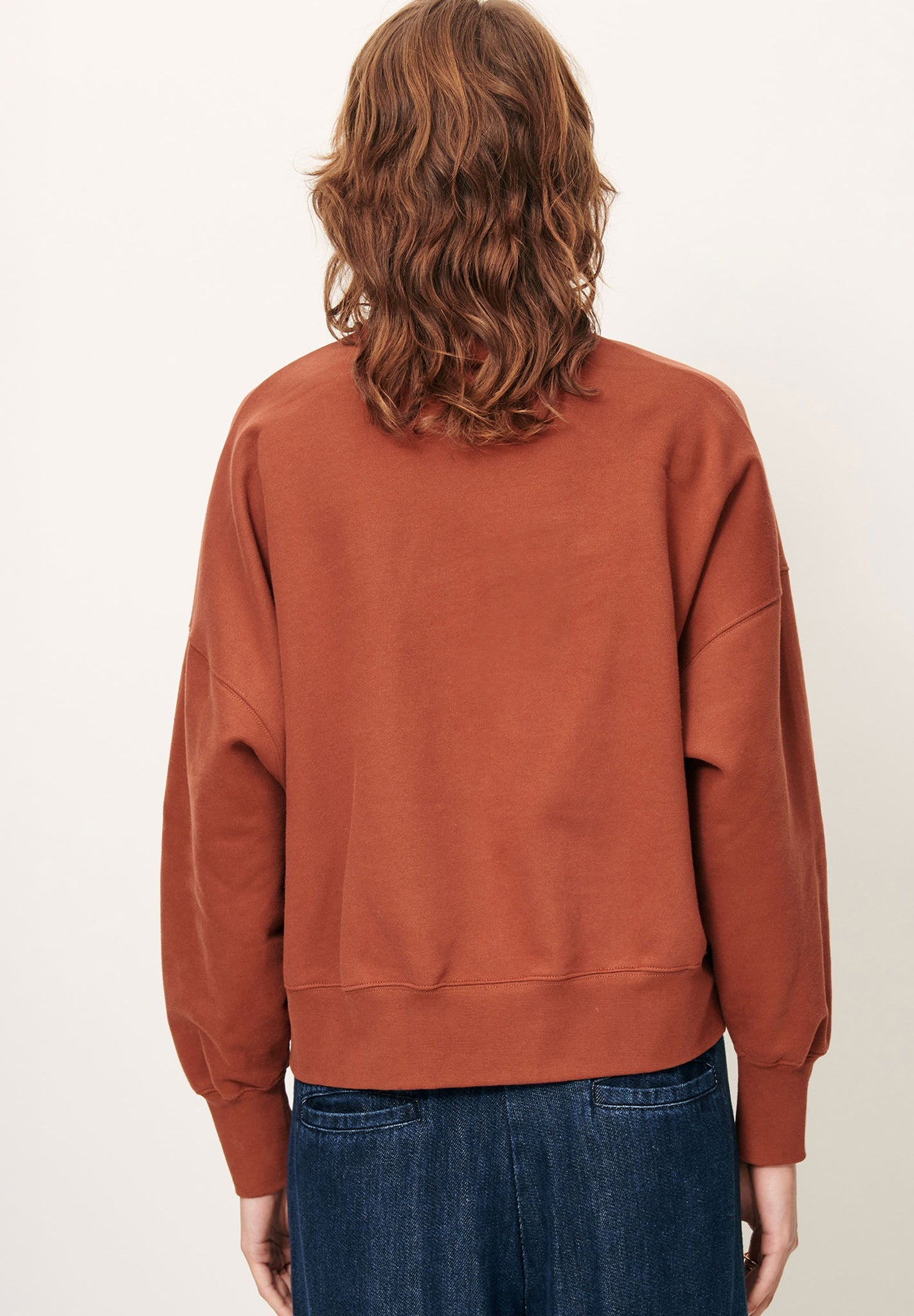 SESSUN - Isi - Vienna - BACKYARD