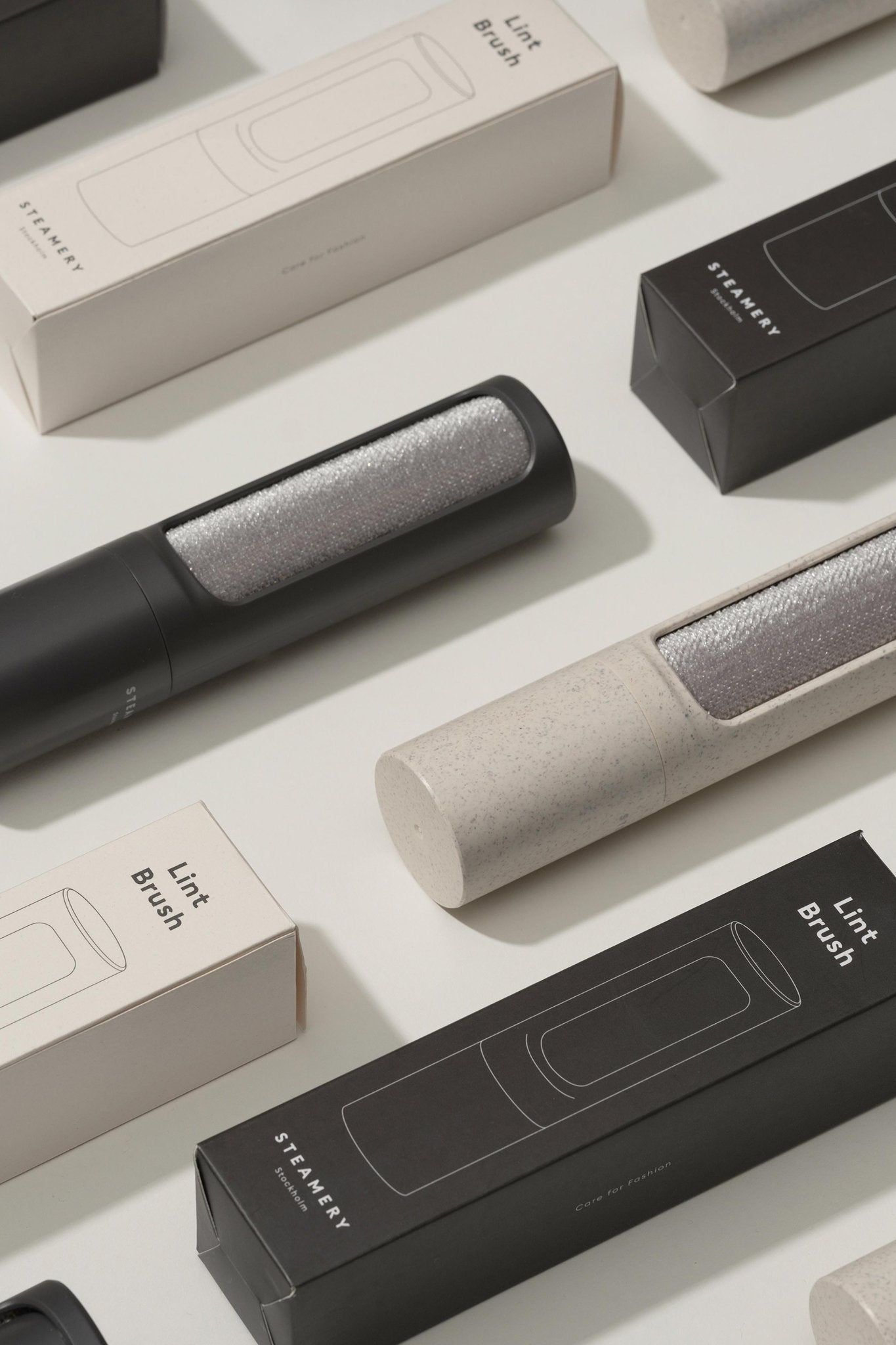 STEAMERY - Lint Brush - Dark Grey - BACKYARD