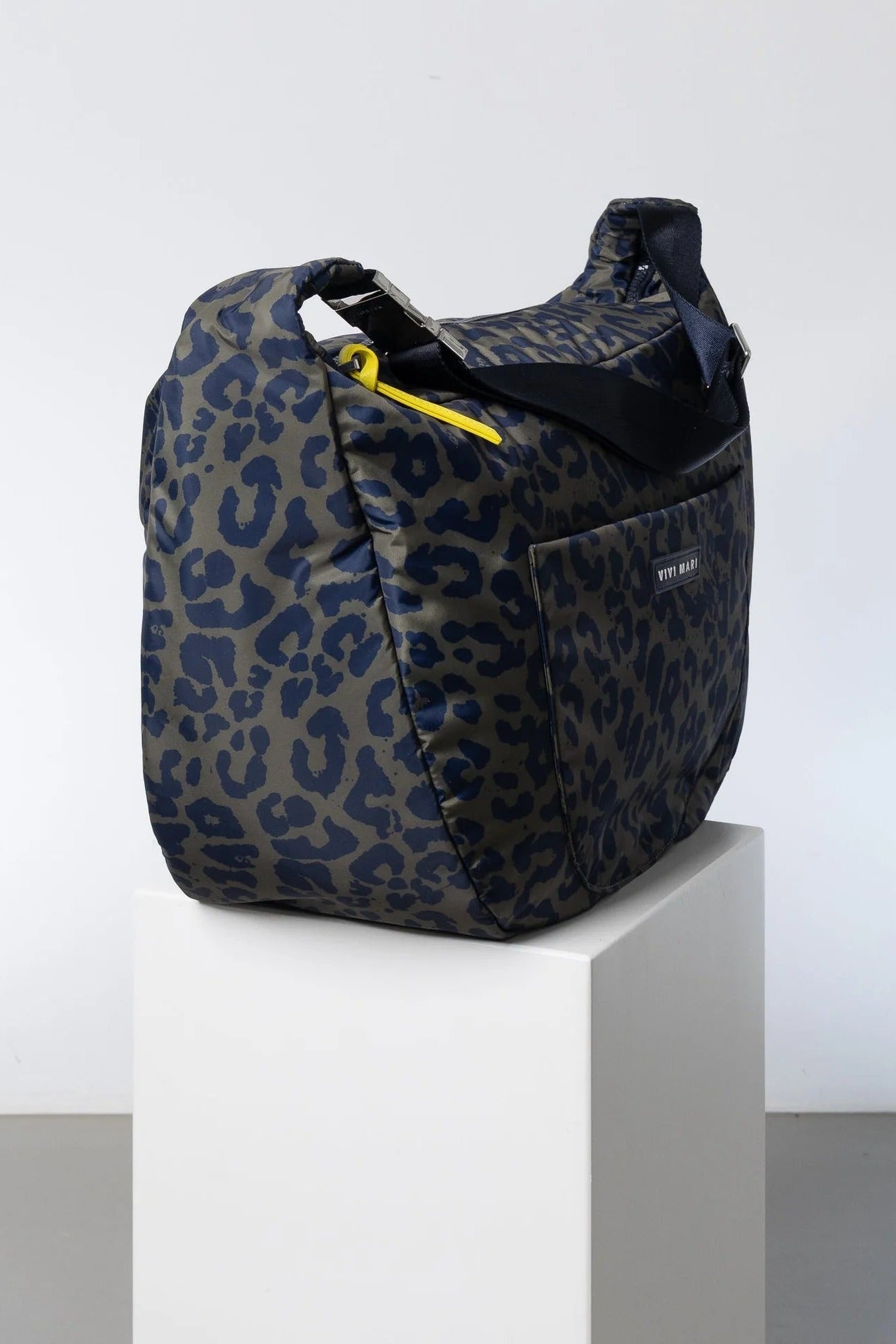 Padded Hip Bag Oversized