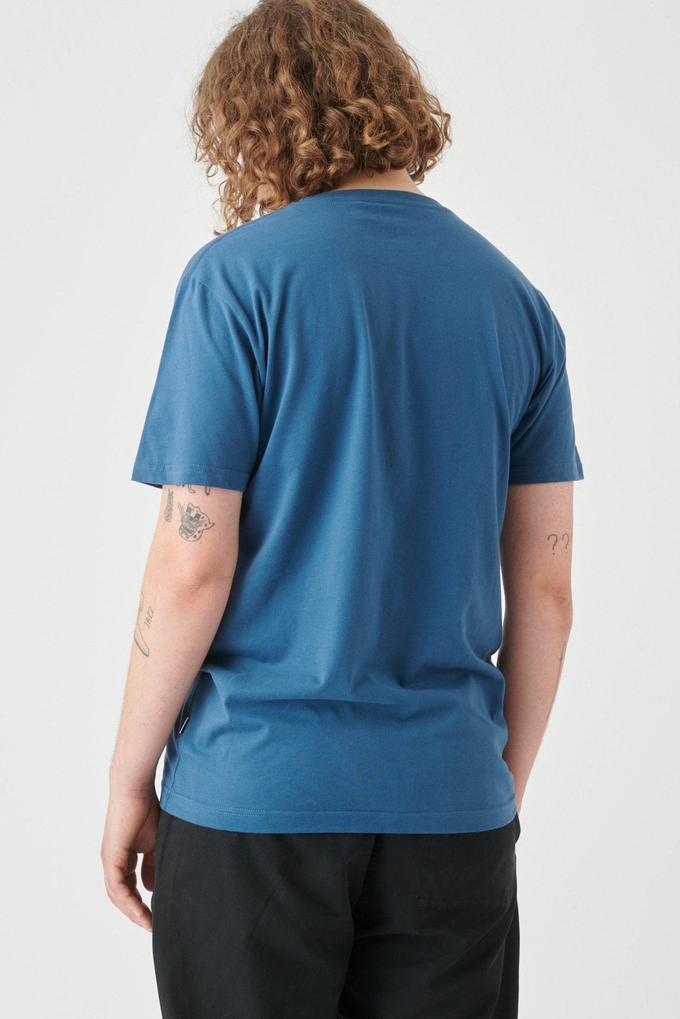 CLEPTOMANICX - Ligull Regular - Blue Wing - BACKYARD