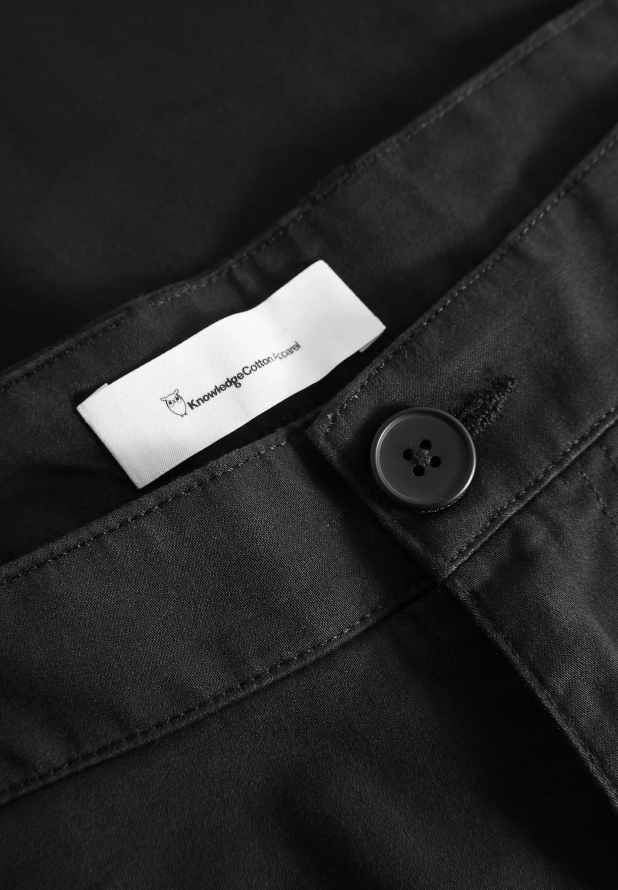 KNOWLEDGE COTTON - Luca Slim Twill Chino Pants - Black Jet - BACKYARD