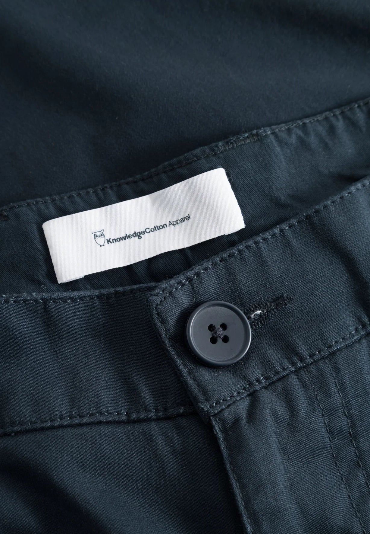 KNOWLEDGE COTTON - Luca Slim Twill Chino Pants - Total Eclipse - BACKYARD