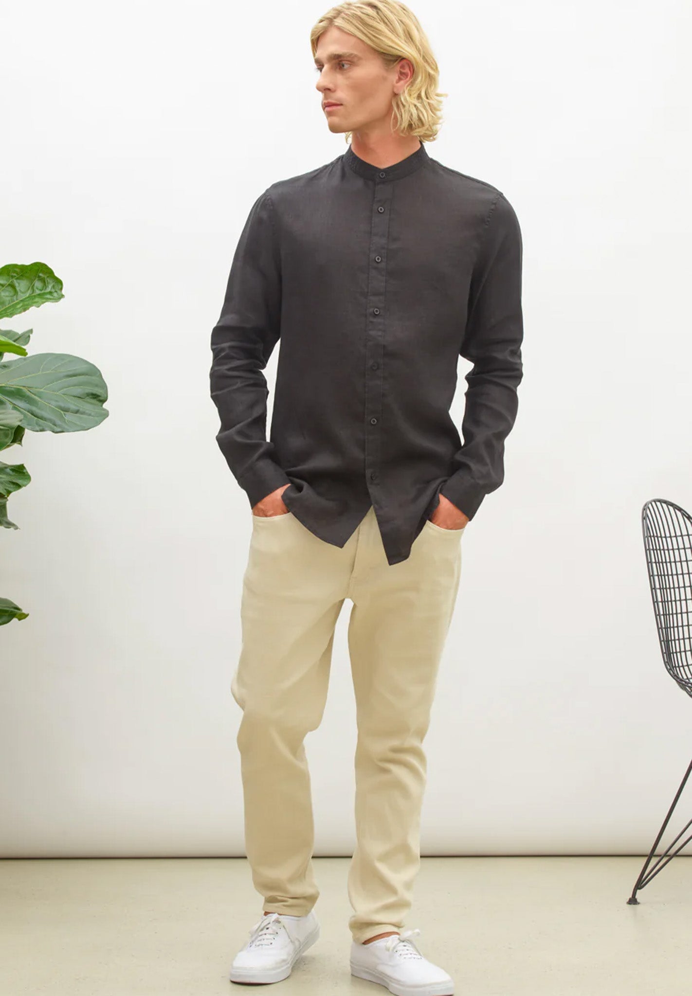 NOWADAYS - Linen Shirt - Beauty Black - BACKYARD