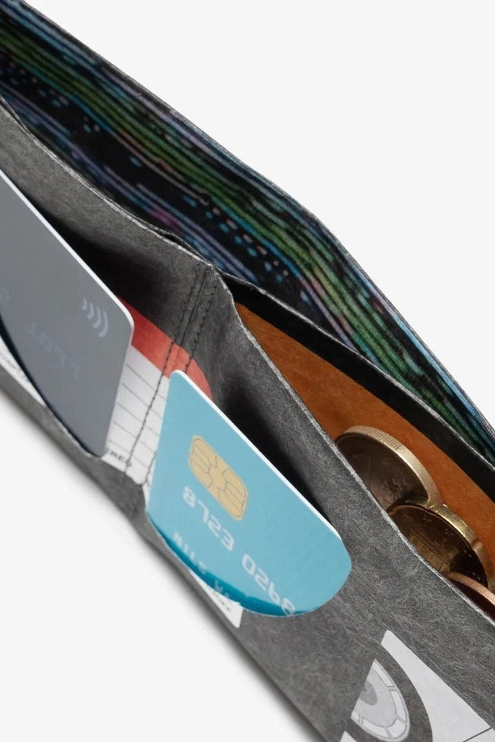 PAPRCUTS - RFID Portemonnaie - VHS - BACKYARD