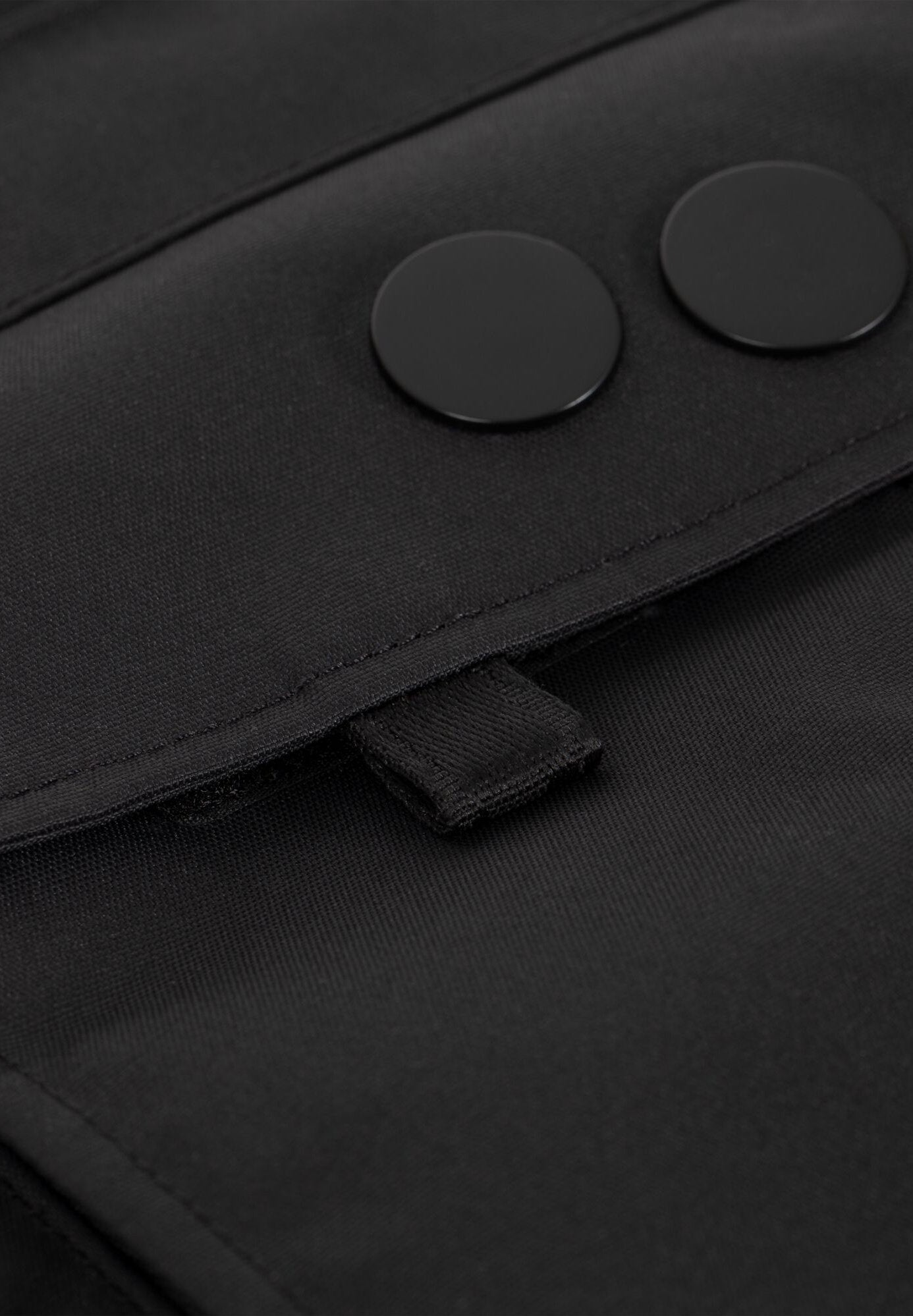 PINQPONQ - Blok Medium - Construct Black - BACKYARD