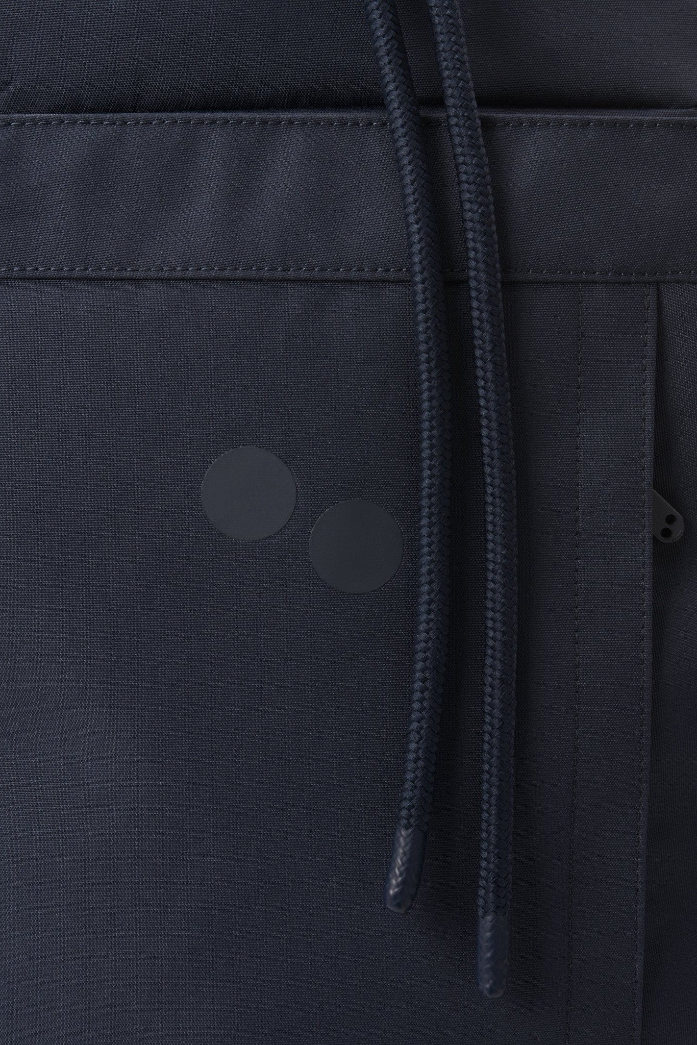 PINQPONQ - Blok Medium - Fjord Navy - BACKYARD