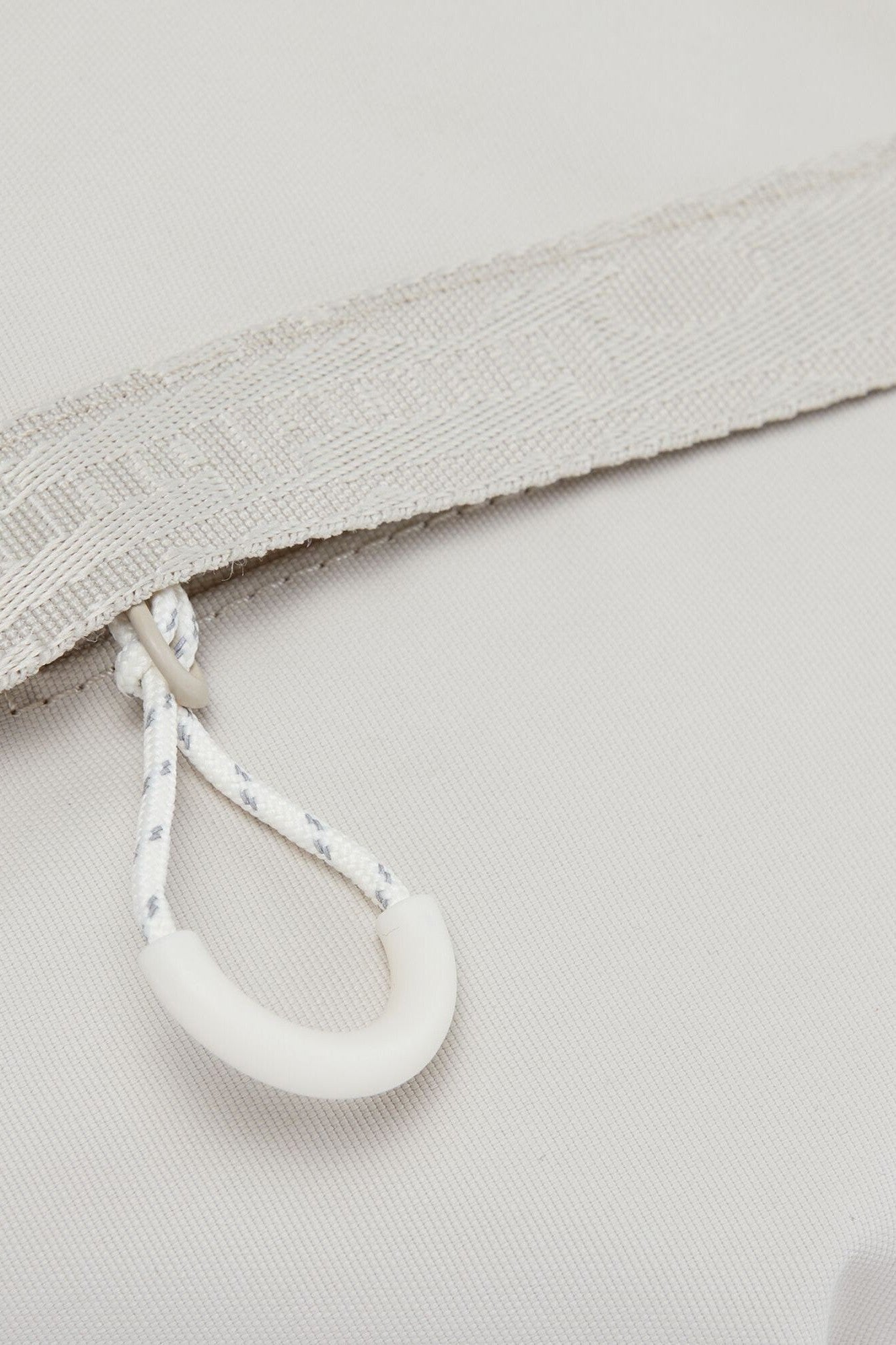 PINQPONQ - Brik Hipbag - Cliff Beige - BACKYARD