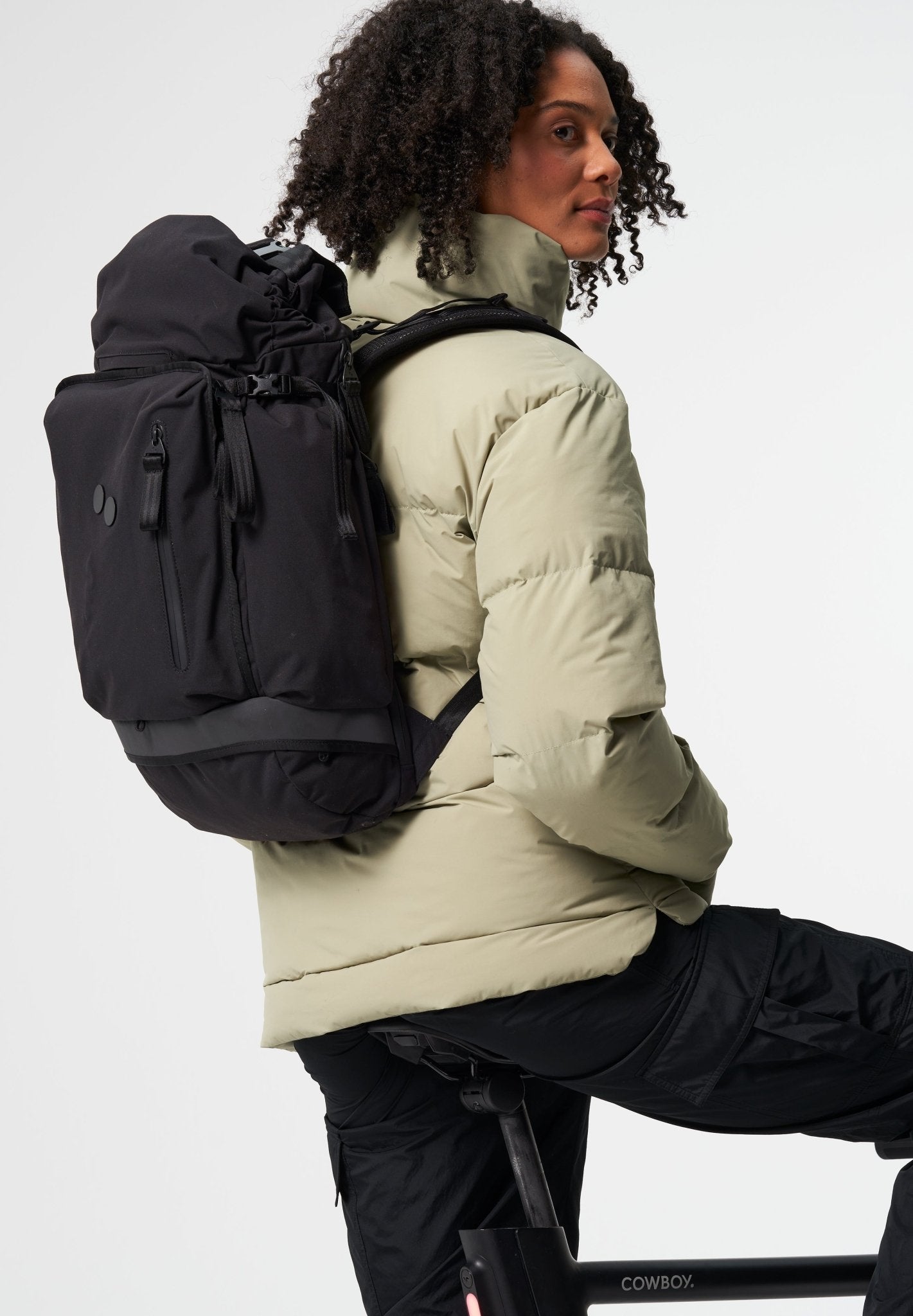 PINQPONQ - Komut Medium - Solid Black - BACKYARD