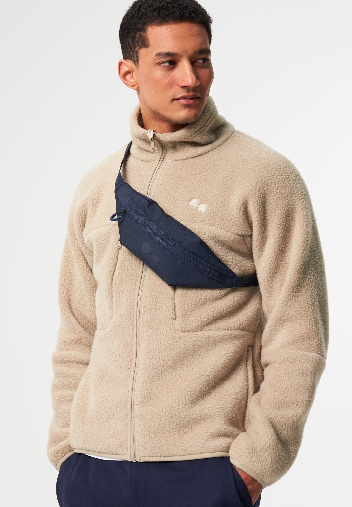 PINQPONQ - Nik Hipbag - Fjord Navy - BACKYARD