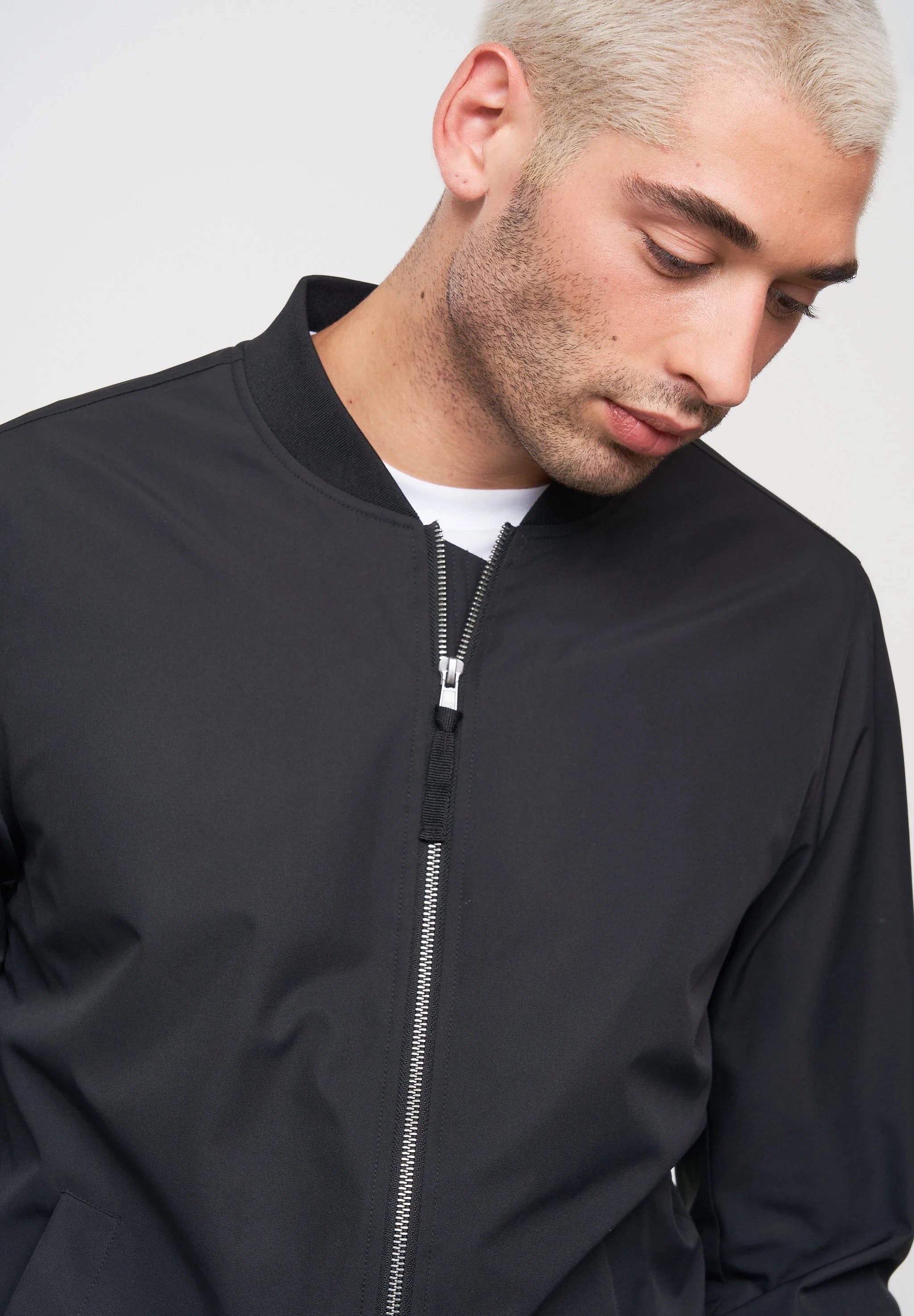 RECOLUTION - Aspen - Black - BACKYARD