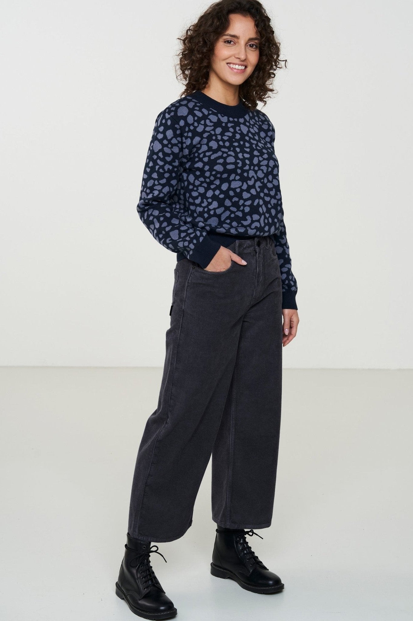 RECOLUTION - Erica Corduroy - Denim Blue - BACKYARD